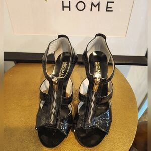 💓 Michael Kors Heeled Sandals- 6.5